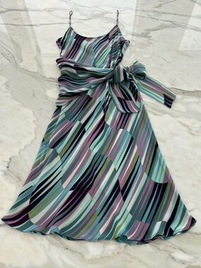 DIANE VON FURSTENBERG LAVENDER MULTI STRIPE BELTED SASH DRESS SIZE US 8 NWOTS!